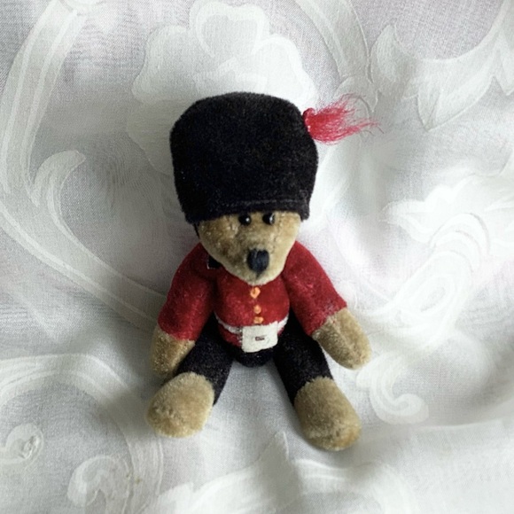 British Palace Guard Miniature Teddy Bear Jointed Legs Bearskin Hat 4” Mini Doll - Picture 2 of 3